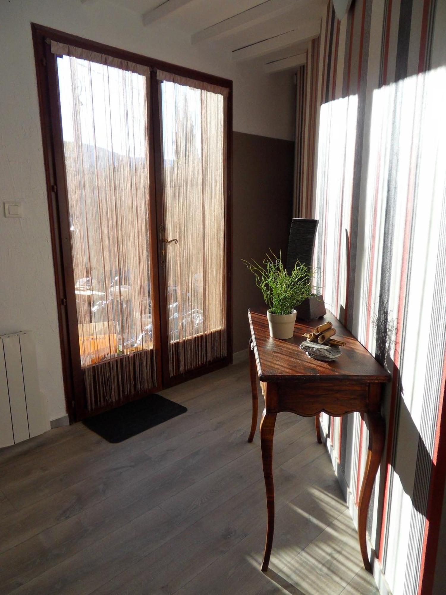 Bed & Breakfast Le Jardin D'ivana D'hotes Avec Piscine Chauffee *
