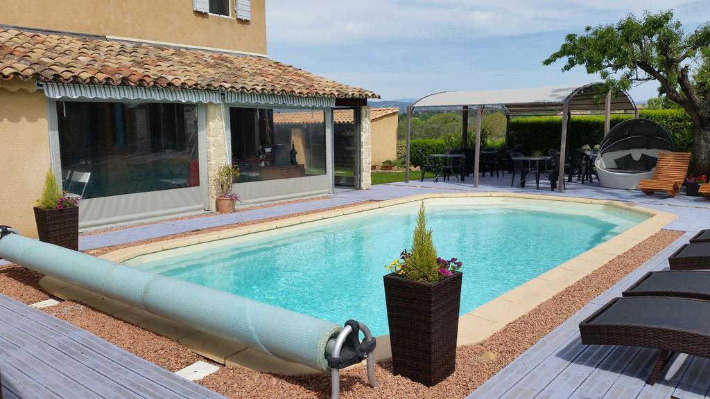 Le Jardin D'ivana D'hotes Avec Piscine Chauffee Bed & Breakfast